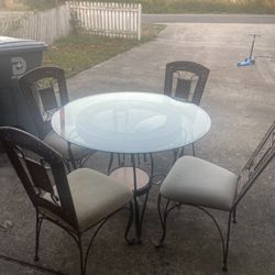Round Glass Dining Room Table 