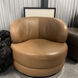 Leather Oscillating Lounge Chair