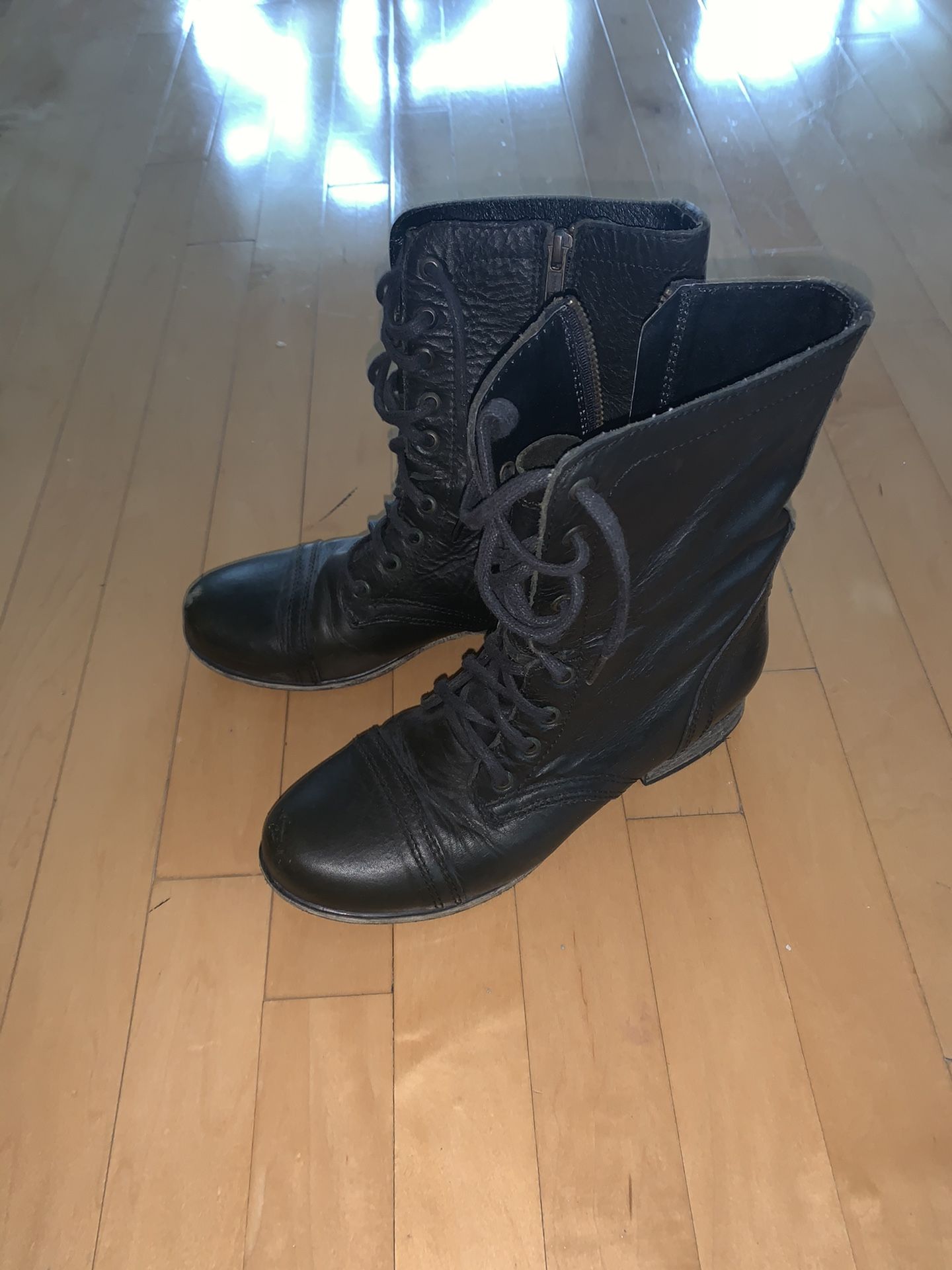 Women’s combat boots