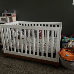 3 in 1 Convertible Crib w/ Mattress Included 
