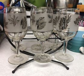 Set Of 6 Vintage Cordial Glasses With Stand