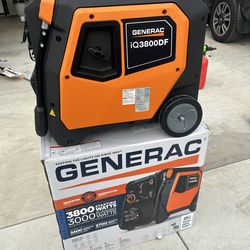 Generac 3800/3000-Watt Dual Fuel Inveter Generator, Fully Enclosed Case and Easy-To-Use Electric Start with Battery Included
