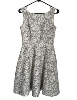 Betsey Johnson Mini Dress Size 2 Fit and Flare Sleeveless White Black Coquette