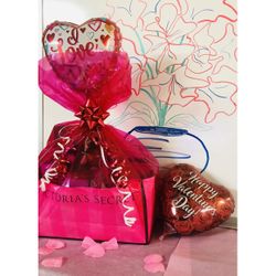 Victoria’s Secret Valentine’s Day Gift Basket