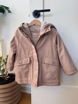 Size 3-4 yo raincoat