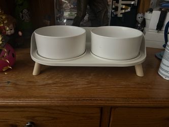 Dog bowls
