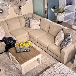 Alenya Quartz RAF Sectional/couch /Living room set