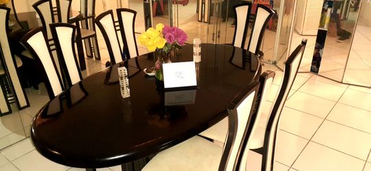 affordable dinning room table