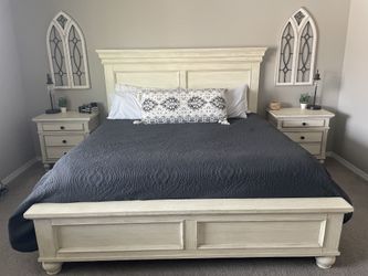 King Bedroom Set - Ashley Furniture Dresser Nightstand King Bed