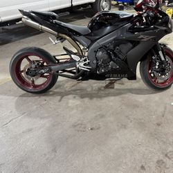 2006 R1 Raven Edition