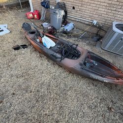 Kayak With Everything . Trailer! Fishing Stuff! Nice Fish GPS Finder! New Battery Everything Is Already Installed