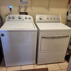Whirlpool Washer And Dryer Set