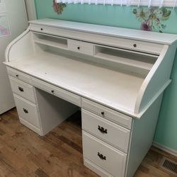 Accordion White Wooden Desk