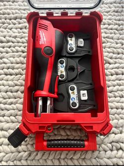 Milwaukee M12 Pro Press 1/2" - 1 1/4" Jaws