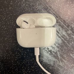 (AIRPOD PROS) left Ear Bud & Case