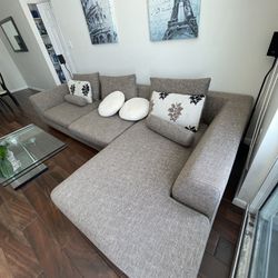 Couch with Chaise Longue