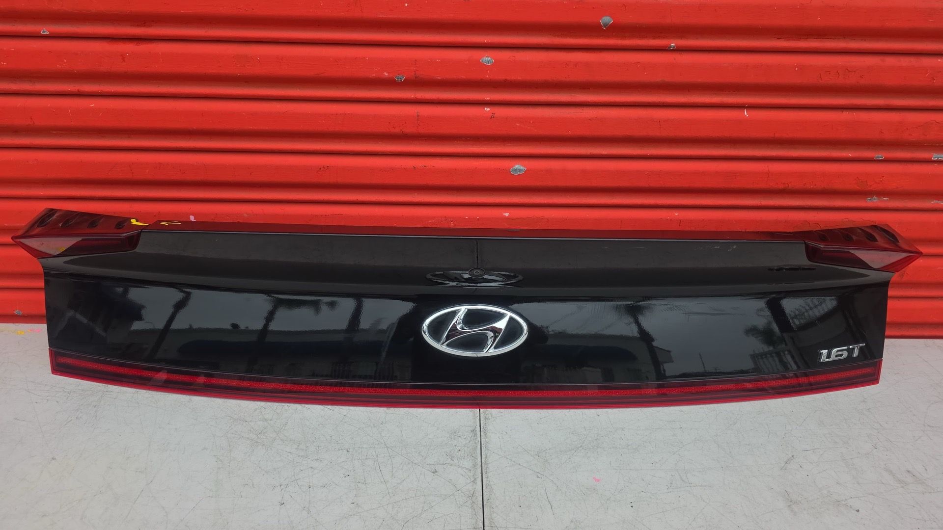 Hyundai Sonata Trunk Molding Garnish 2020-2023
