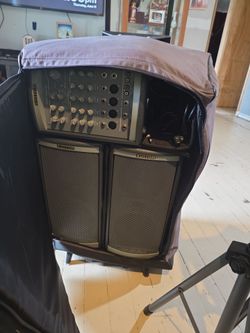Kustom pa style good for a DJ