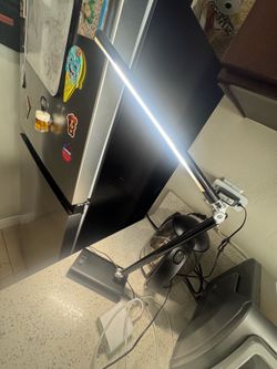 Led desk lamp