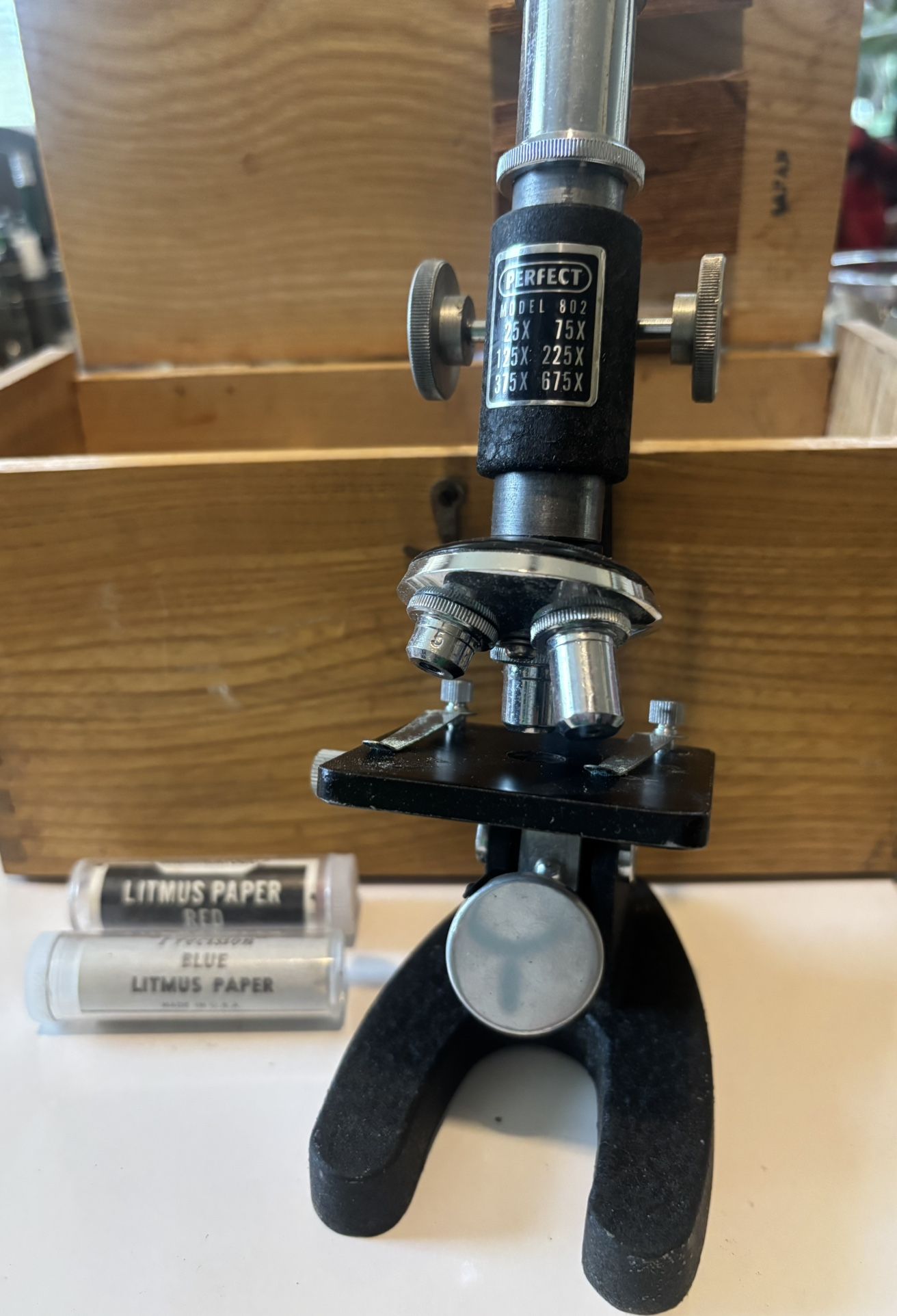 Perfect Model 802 Microscope in a Nice Wooden Box.