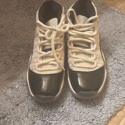 Jordan 11 Size 5.5