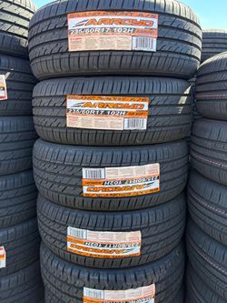 235/60/17 Arroyo Set de llantas Nueva con 50.000 millas de garantía