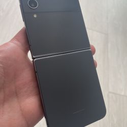 Samsung Galaxy Z Flip 4 128gb Factory Unlocked 