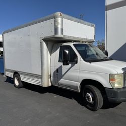 2008 Ford E-350
