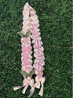 Pink pearl grad lei