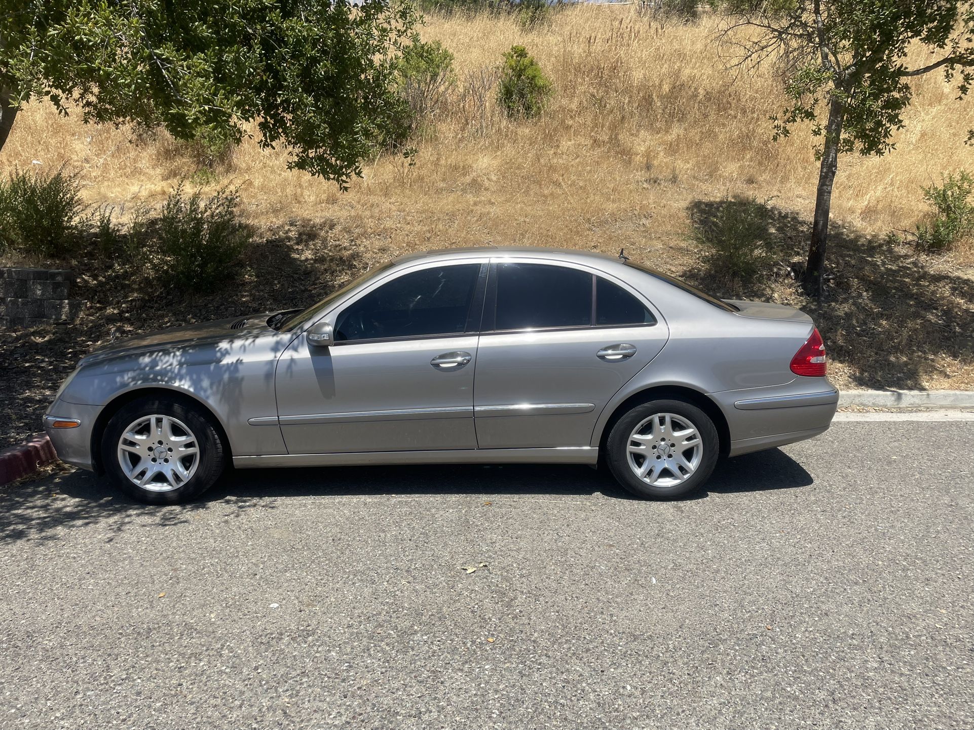 2006 Mercedes-Benz E-Class