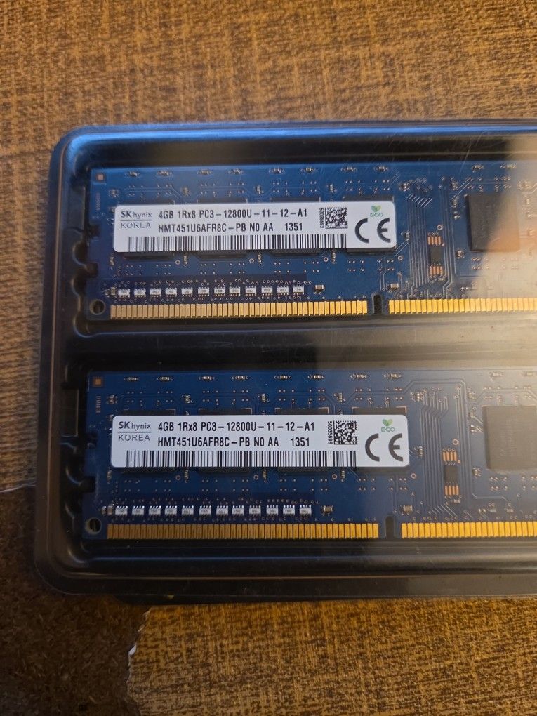 Memory Four 4gb Pc3 12800U