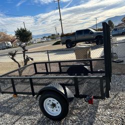 Trailer 8x5 Carry 2006   ✅Title in hand  ✅Plates permanent  ✅Light working  ✅1 axle  ✅Tires New   ❗️Hesperia,CA❗️  $950 Low players will be ignored