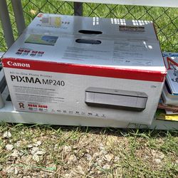 Canon Photo Printer - New In Box!