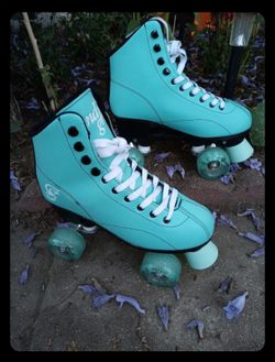Candi girl roller skates