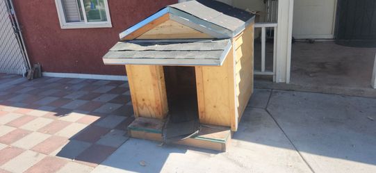 Dog house (never used )
