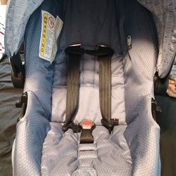 Car Seat W/Base 