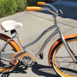 Huffy "Cranbrook" Beach Cruiser Bike With 24" White Wall Tires