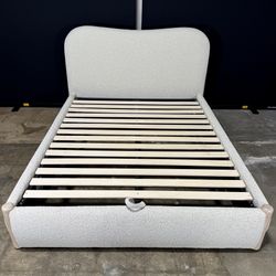 Castlery Rochelle Queen Storage Bed (Performance Infinity White Quartz Boucle)