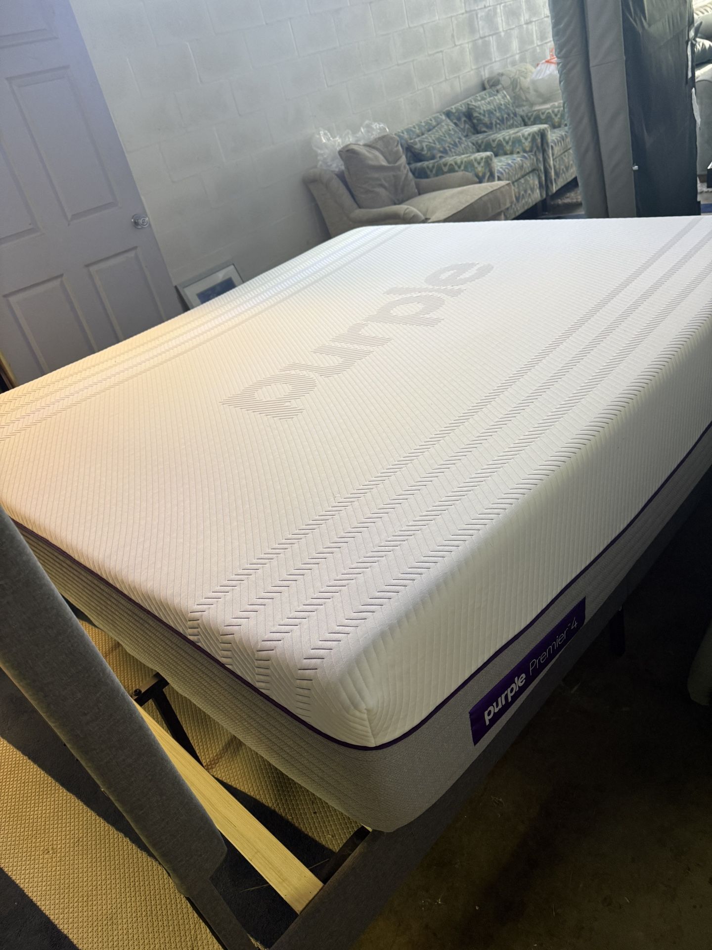 💜 King Size Purple Premier 4 Mattress + Bed Frame – Luxury Sleep Setup! 💜