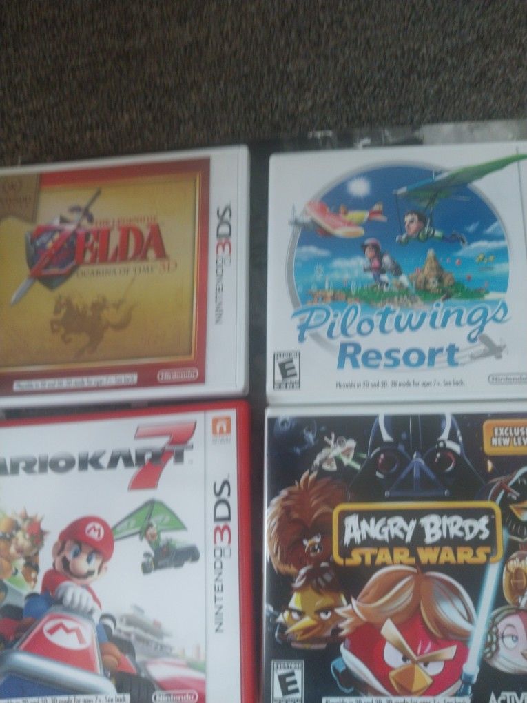 Nintendo 3DS Game Lot plus Extras