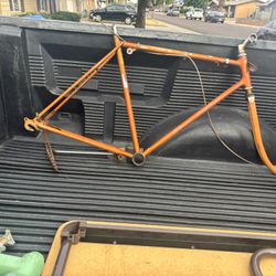 1965 Schwinn Travelers Frame