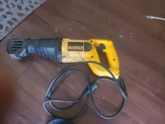 Dewalt wired Sawzall.