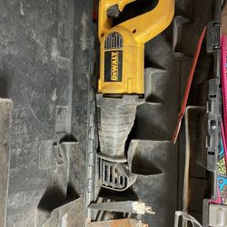 Dewalt Electric Saw 