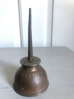 Antique SINGER Metal Oil Can Oiler
