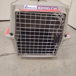 PETMATE /KENNEL CAB