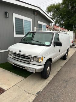 2000 Ford Econoline