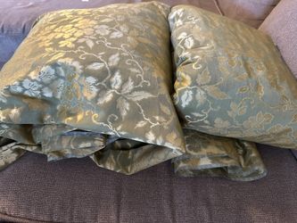 Curtain/ Linen- Best Offer 