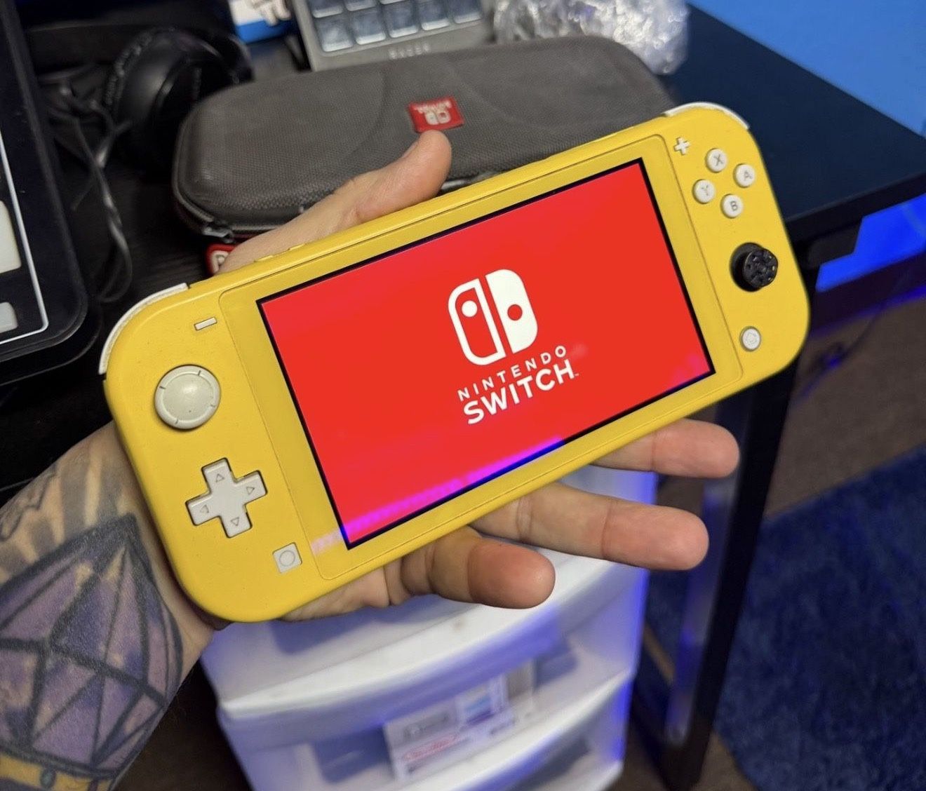 Nintendo Switch Lite (Yellow)