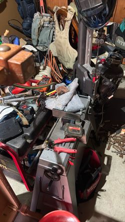 Horizontal vertical band saw