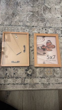 New in packaging wooden picture frames 5x7